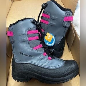 NEW Columbia “Youth Bugaboot Celsius” Black w/Pink Winter Boots Size 5